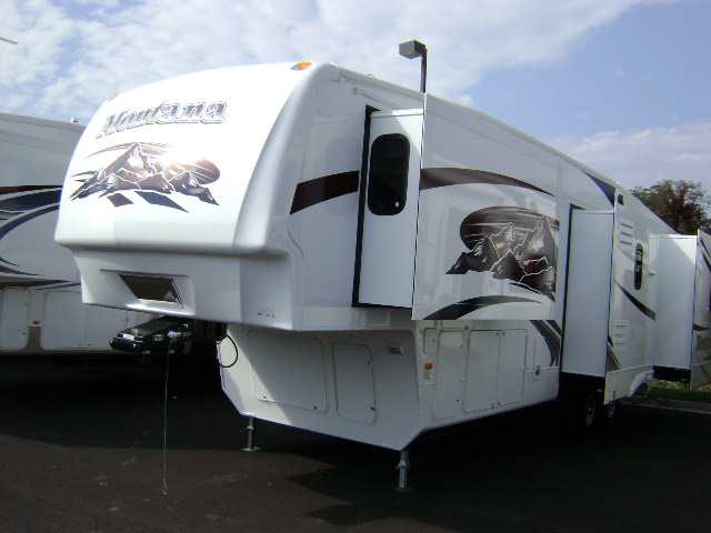 New 2009 Keystone Montana 3400RL Fifth Wheel For Sale