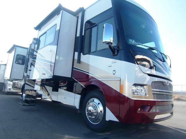 2012 Class A Winnebago Adventurer