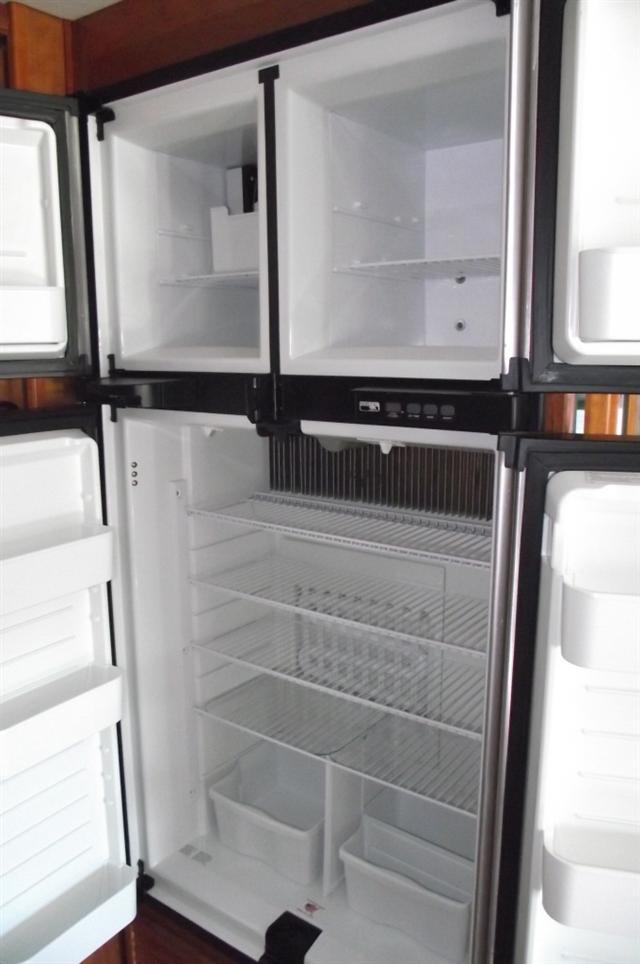 http://images.rvs.com/22927/192877/20025%20019.jpg