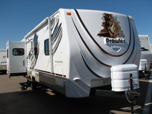 New 2009 Fleetwood Prowler 270RLDS Travel Trailer For Sale