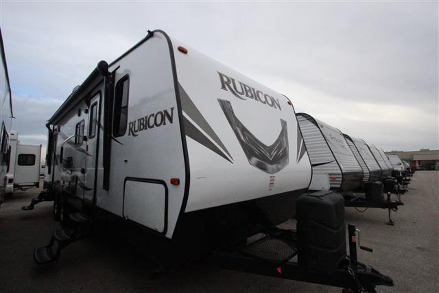2015 Travel Trailer Toy Hauler Dutchmen RUBICON