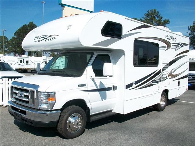 2012 THOR MOTOR COACH Freedom Elite
