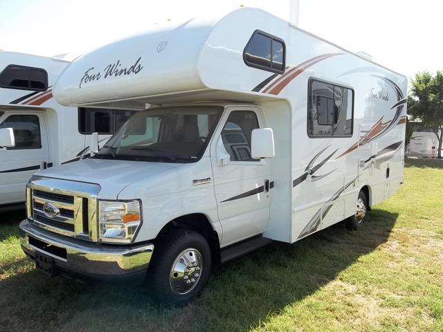 2012 THOR MOTOR COACH Four Winds