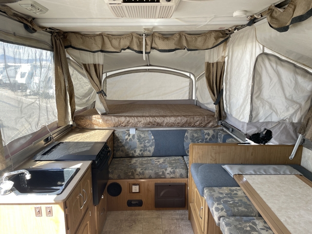 2007 Fleetwood Highlander Saratoga — photo 3 of 8