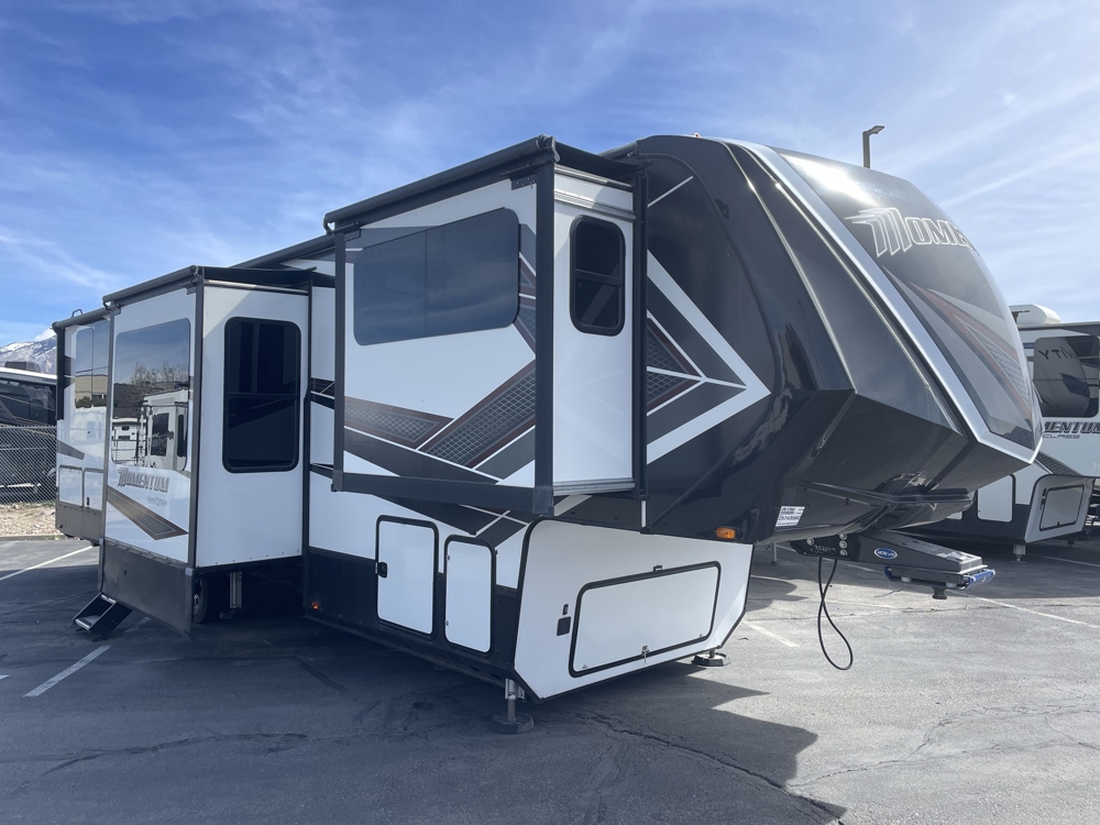 2020 Grand Design Momentum 376TH