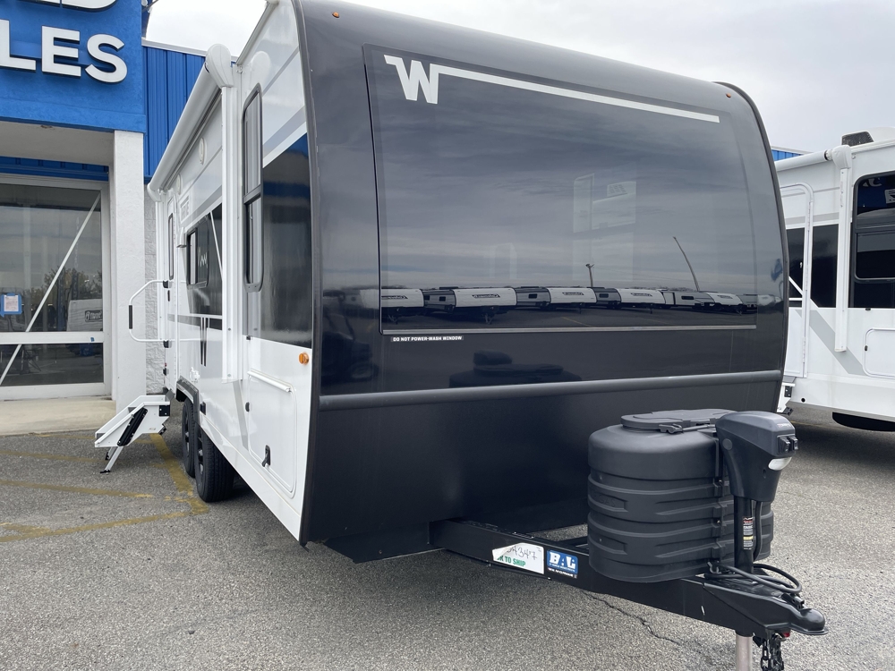 2026 Winnebago Thrive 18FBS