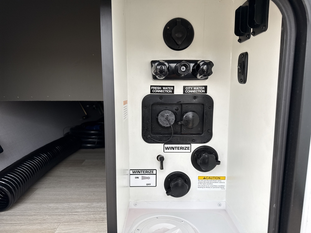 water-center-convenience-station