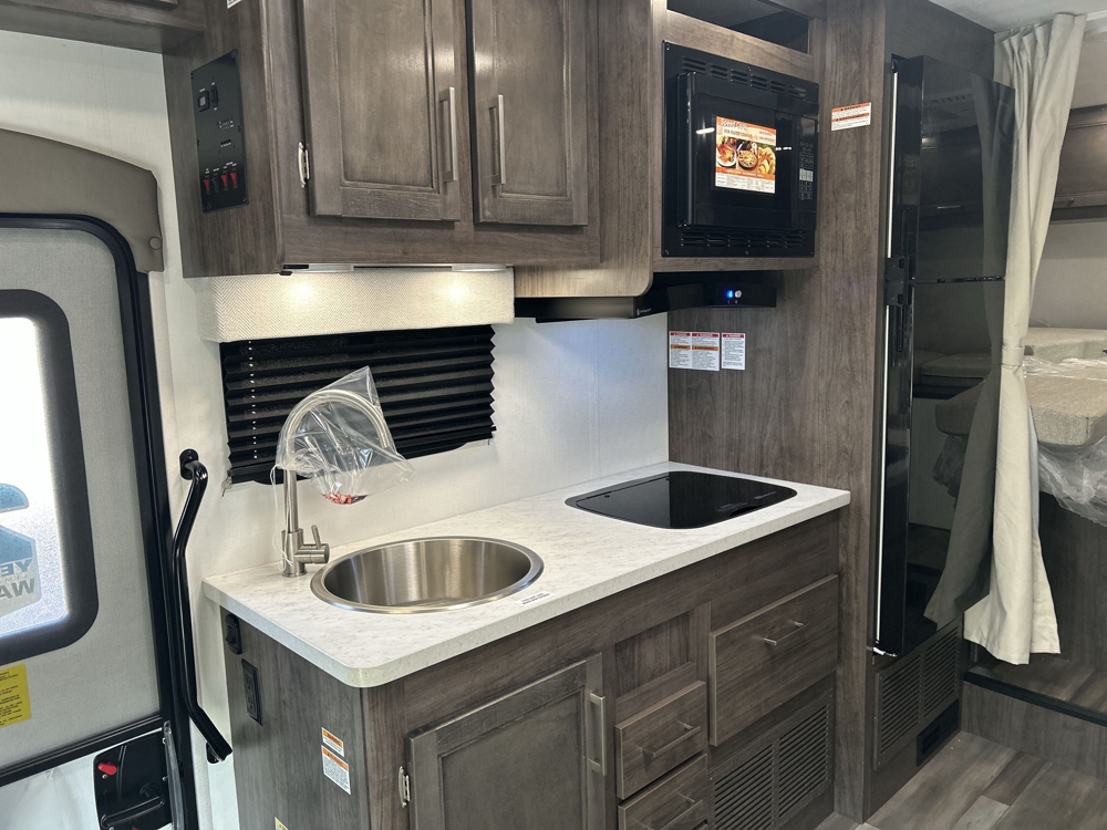 2026 Jayco Redhawk SE 22TF — photo 3 of 8