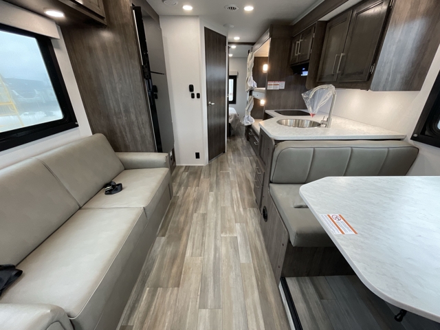 2026 Jayco Redhawk SE 31FF — photo 3 of 8
