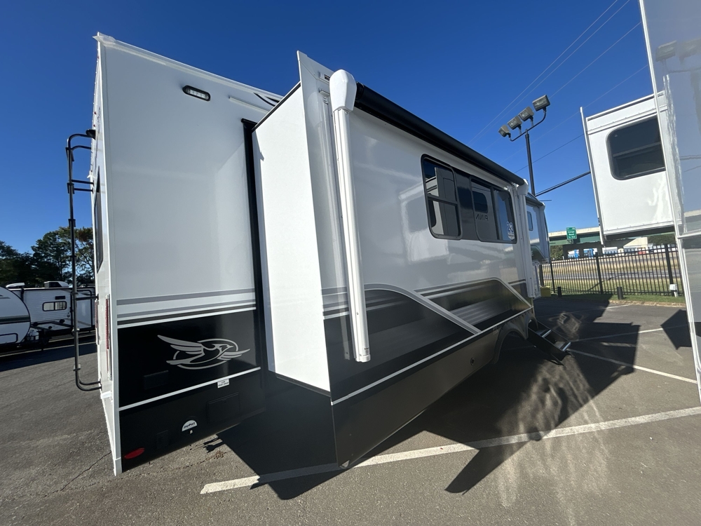 2026 Jayco Eagle 365UKTS — photo 6 of 8