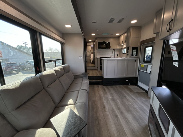 2026 Jayco Seismic 413 — photo 3 of 8