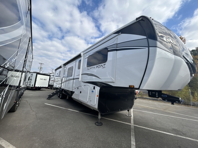 2024 Jayco North Point 382FLRB — photo 6 of 8