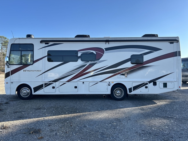 2023 Thor Windsport 29M — photo 7 of 8