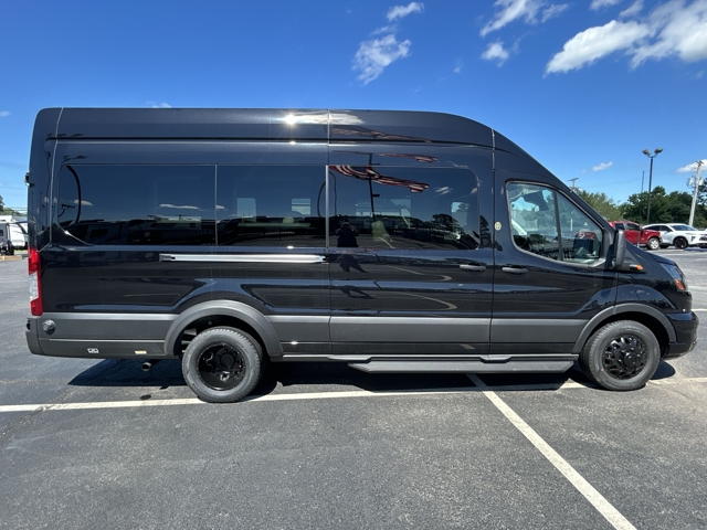 2027 Thor Freedom Mover PX10 Awd — photo 6 of 8