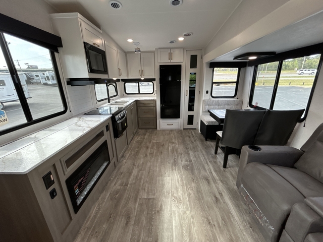 2026 Jayco Eagle Sle 28RKS — photo 3 of 8