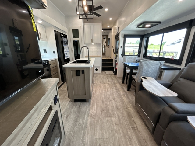 2026 Jayco Eagle 360DBOK — photo 4 of 8