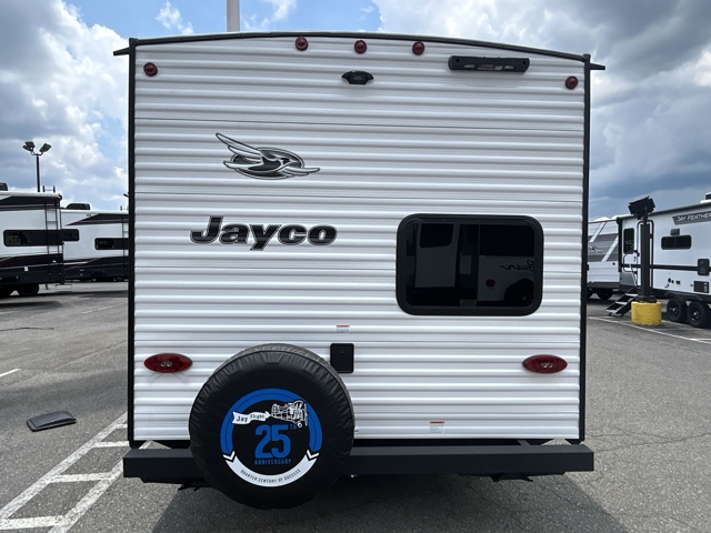 2027 Jayco Jay Flight 197MB — photo 8 of 8