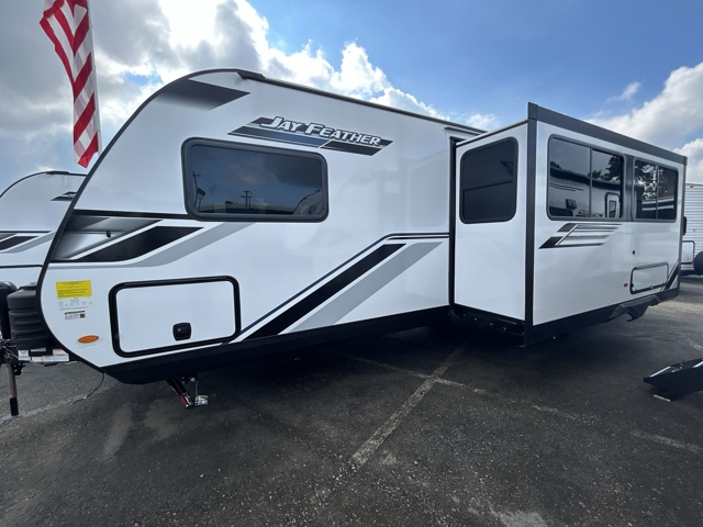 2026 Jayco Jay Feather 28RB — photo 7 of 8