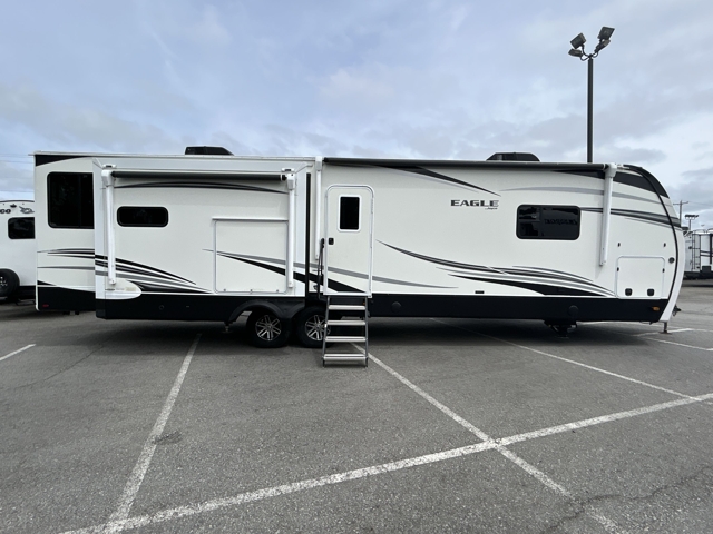 2021 Jayco Eagle 332CBOK — photo 4 of 8