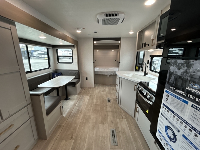 2027 Jayco Jay Flight 245BHS — photo 3 of 8