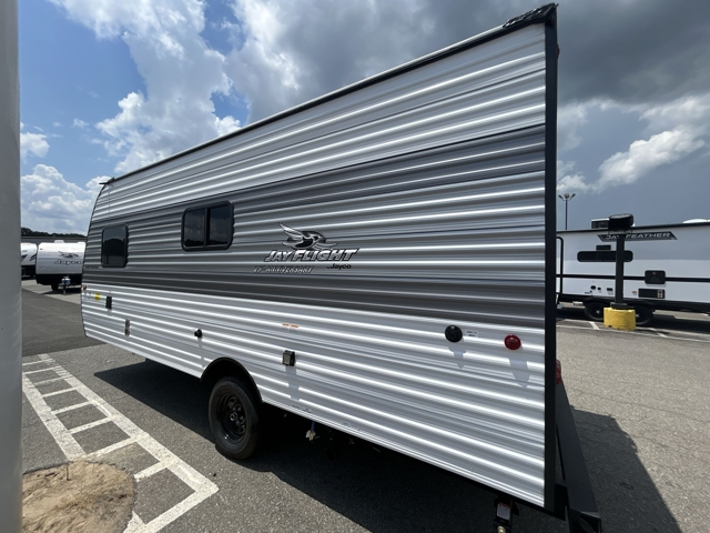 2027 Jayco Jay Flight Sport 172DB — photo 7 of 8