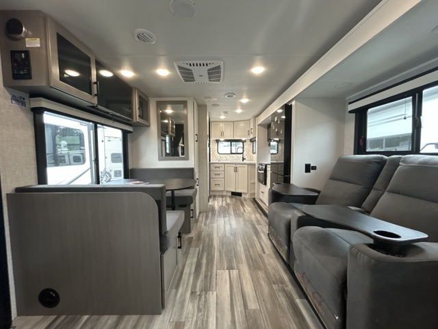 2025 Jayco Jay Feather 21MML — photo 4 of 8