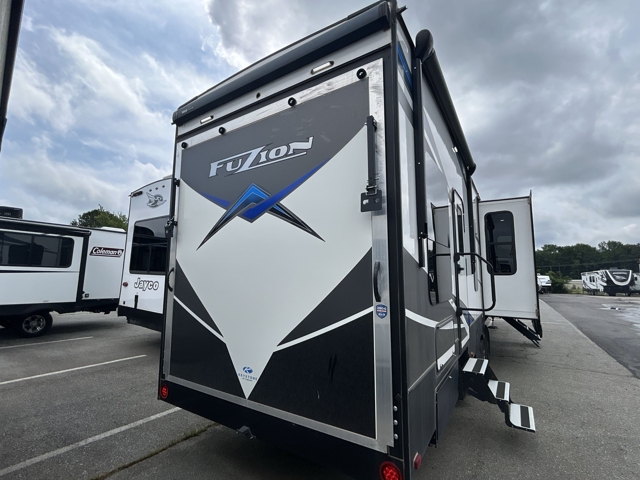 2021 Keystone Fuzion 419 — photo 8 of 8