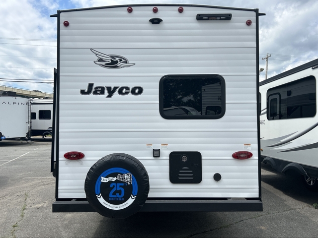 2027 Jayco Jay Flight 261BHS — photo 8 of 8