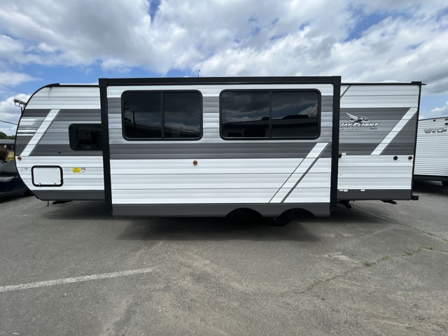 2027 Jayco Jay Flight 261BHS — photo 7 of 8