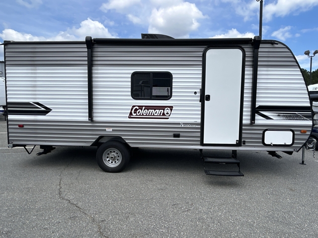 2024 Coleman Coleman Lantern LT 18BH — photo 6 of 8
