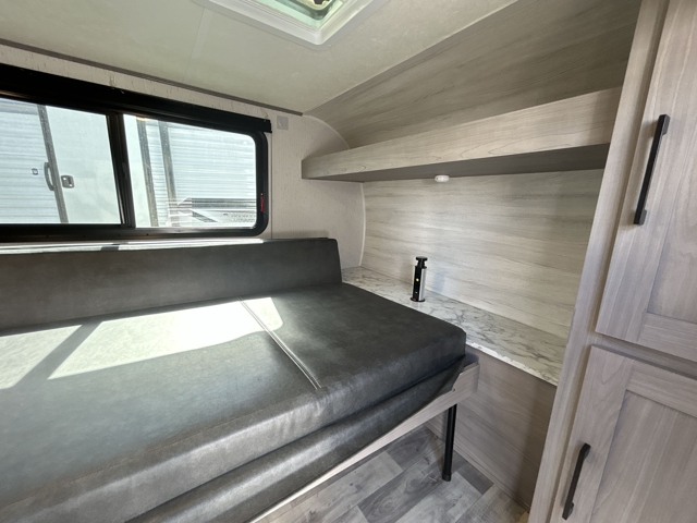 2023 Coleman Coleman Rubicon 1200RK — photo 4 of 8