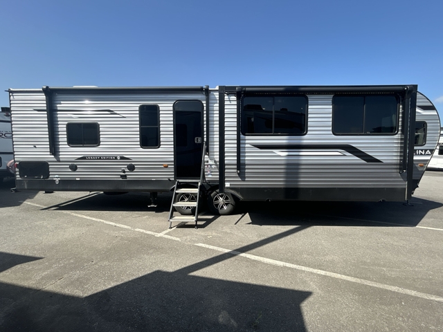 2025 Coachmen Catalina Legacy 283FEDS — photo 5 of 8