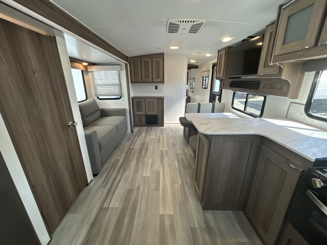 2024 Cruiser RV MPG 2920RK — photo 3 of 8