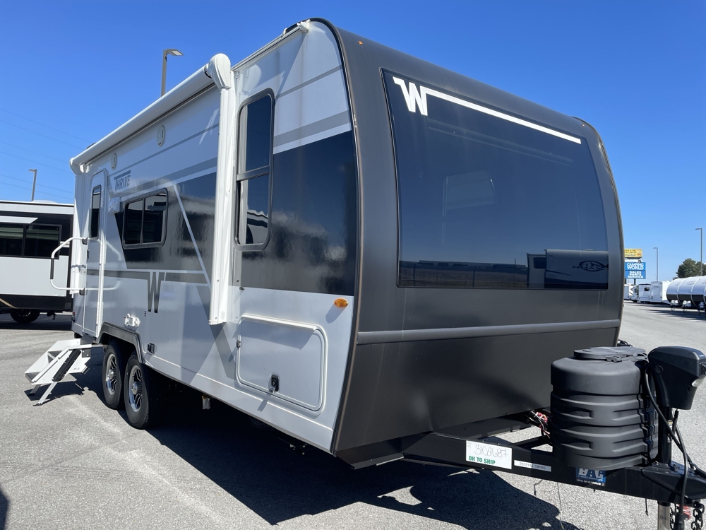 2026 Winnebago Thrive 18FBS