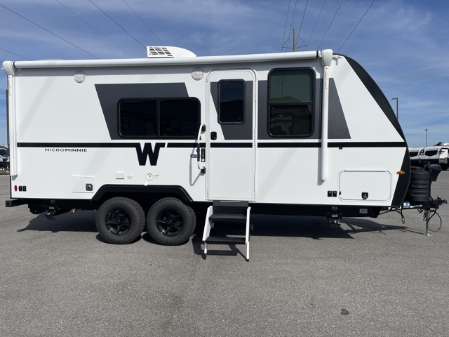 2026 Winnebago Micro Minnie 2108DS — photo 6 of 8