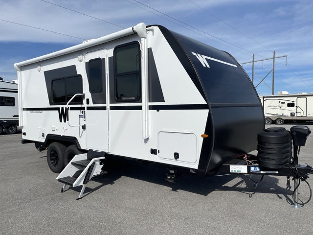 2026 Winnebago Micro Minnie 2108DS — photo 1 of 8