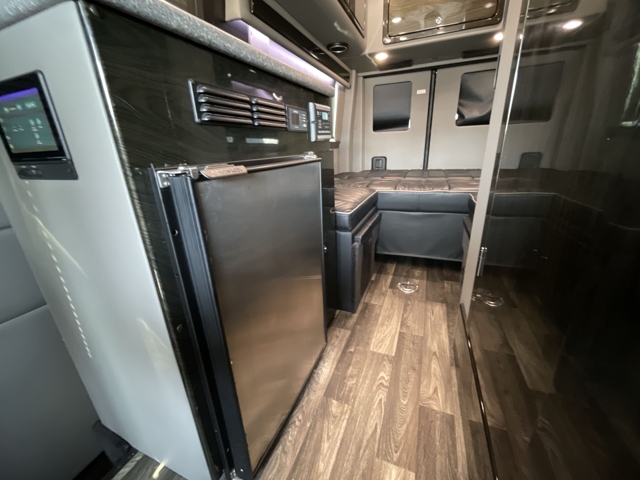 2020 American Coach Patriot 144SD FD2 — photo 8 of 8