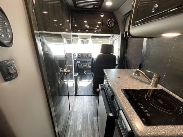 2020 American Coach Patriot 144SD FD2 — photo 3 of 8