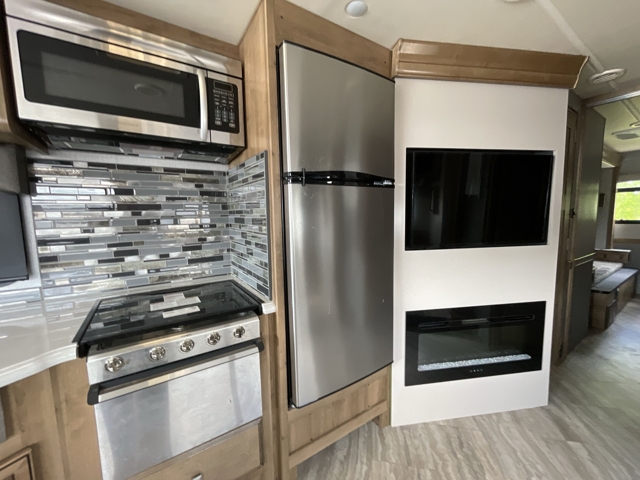 2020 Fleetwood Fortis 34MB — photo 8 of 8
