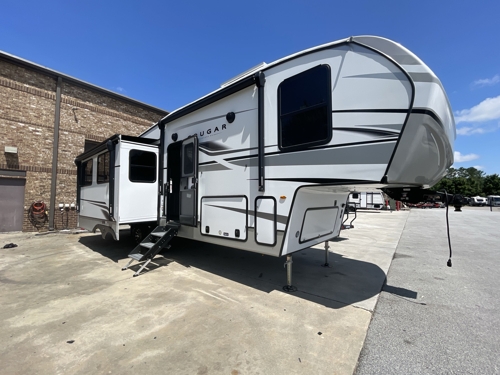 RV carousel image 1