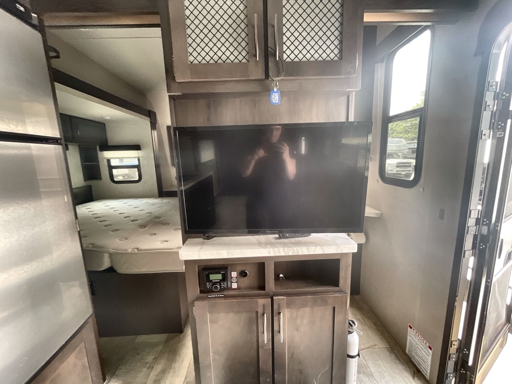 entertainment-center