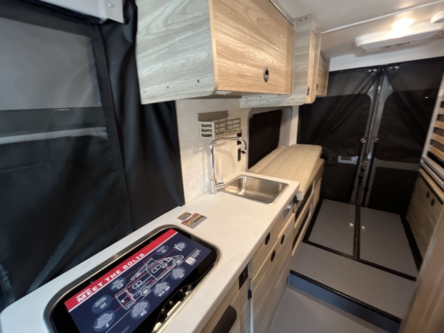 2025 Winnebago Solis 59P — photo 5 of 8