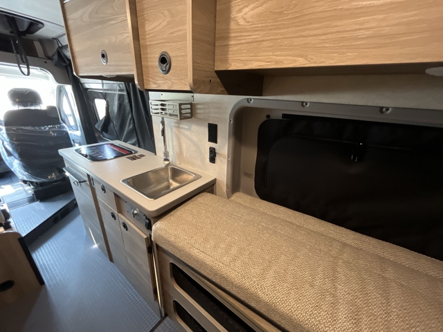 2025 Winnebago Solis 59P — photo 3 of 8
