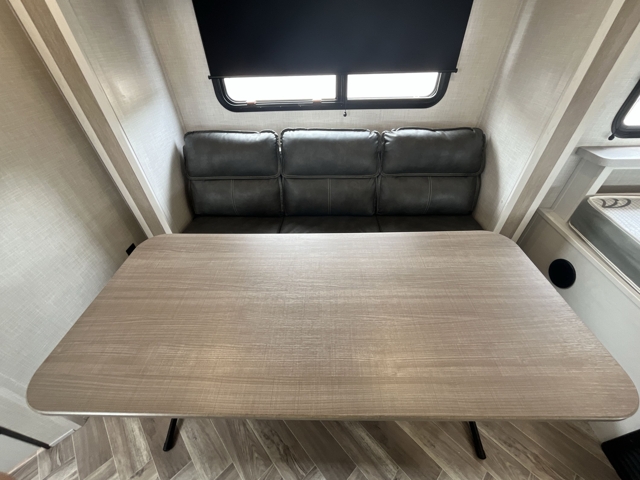 2022 Coleman Coleman Rubicon 1608RB — photo 3 of 8