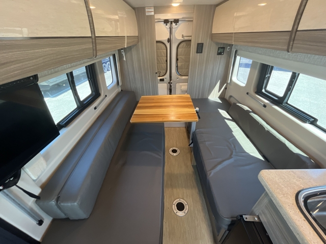 2022 Jayco Swift 20T — photo 7 of 8
