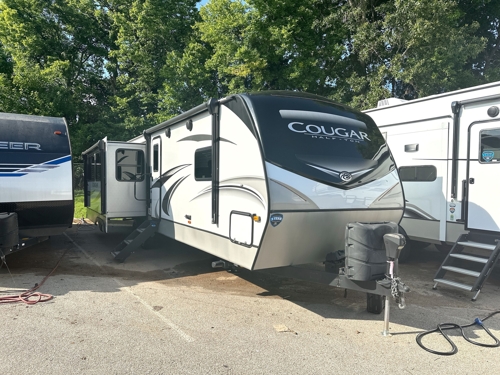 RV carousel image 1