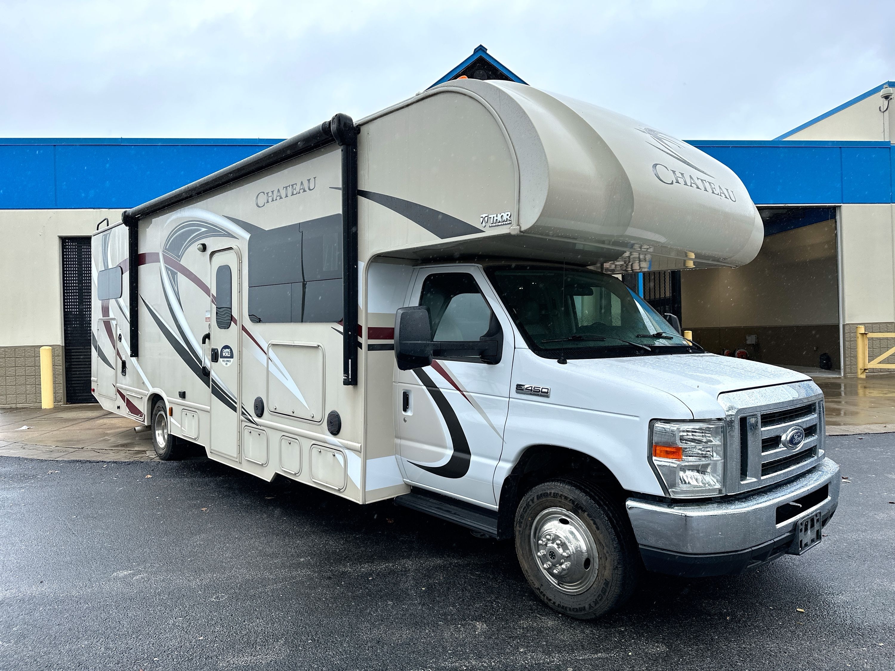 Chateau travel trailer | Mattgrangerphotography.com