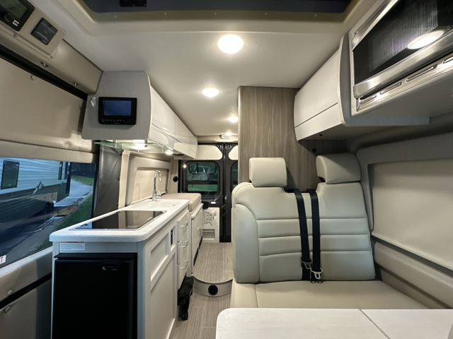 2023 Thor Rize 18A — photo 3 of 8