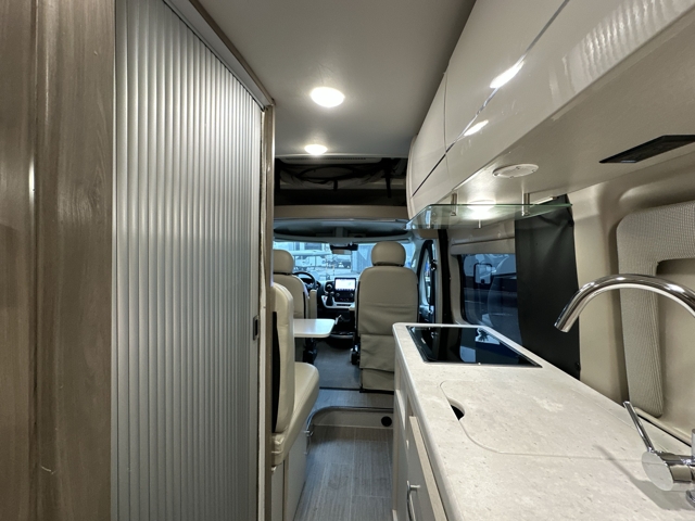2023 Thor Rize 18A — photo 4 of 8