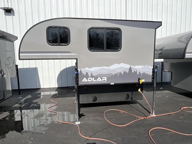 2026 Soaring Eagle Campers Adlar 6.5XL — photo 6 of 8